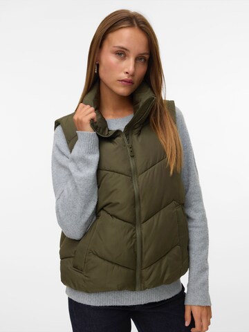 VERO MODA Weste 'VMLIGAEVA' in Grün: Vorderseite