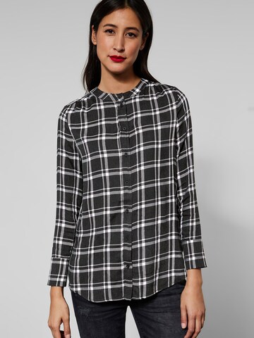 STREET ONE Blouse in Zwart: voorkant