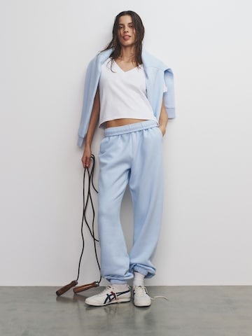 The Set Tapered Hose in Blau