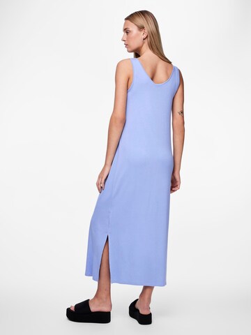 Robe 'SOFIA' PIECES en bleu