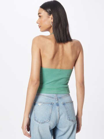 Haut BDG Urban Outfitters en vert