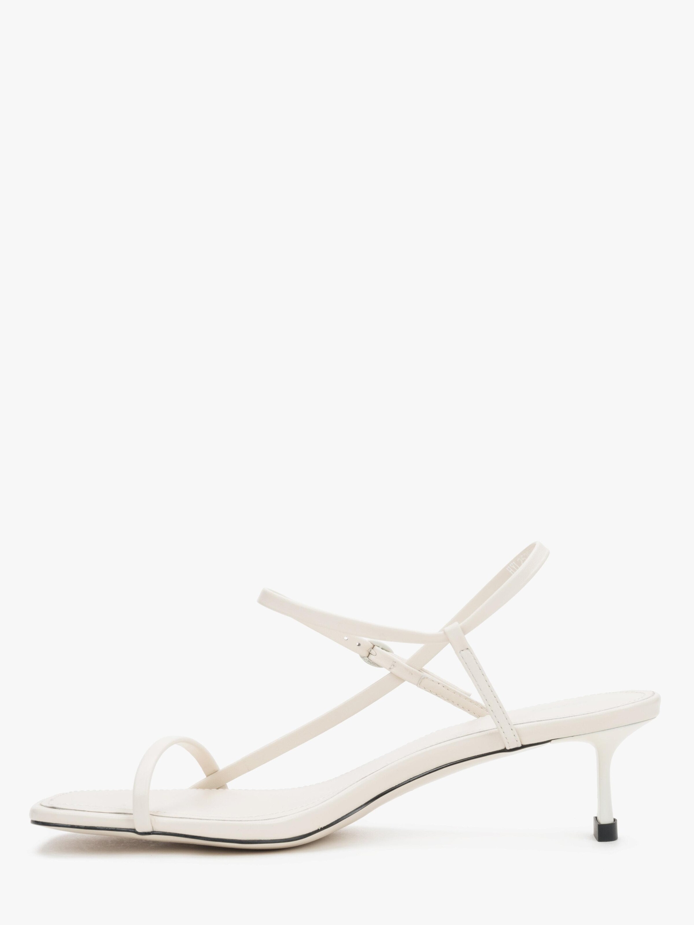 Estro Sandal '25269-9' in White