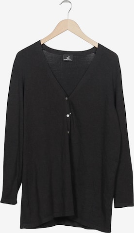 Emilia Lay Strickjacke XXL in Schwarz: Vorderseite