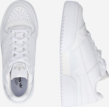 Sneaker low 'Forum Bold' de la ADIDAS ORIGINALS pe alb