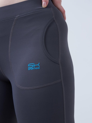 Skinny Pantalon de sport 'Long Leggings with Pockets' SPORTKIND en gris