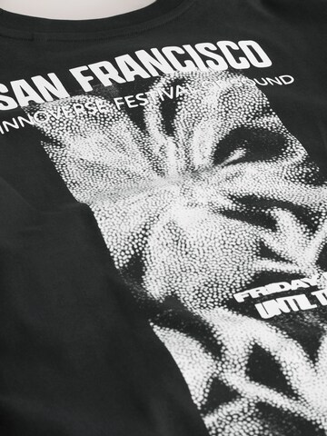 T-Shirt Next en noir