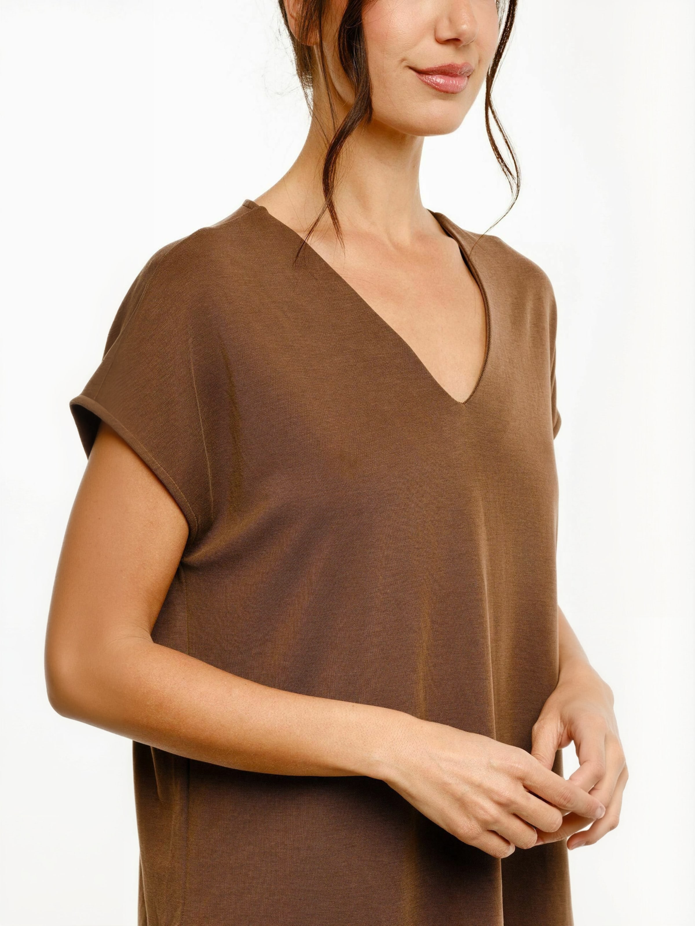 Maglietta 'NUNI' di Liberte Essentiel in marrone