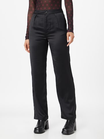 HOLLISTER Loose fit Pleat-Front Pants in Black: front