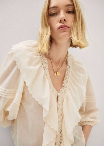 MANGO Blouse 'Bouton' in Beige