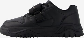 Sneaker bassa di Bershka in nero