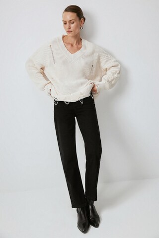 Touche Prive Sweater in White