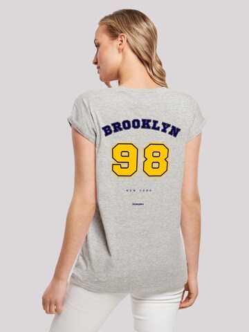 F4NT4STIC Shirt 'Brooklyn 98 NY' in Grijs: voorkant