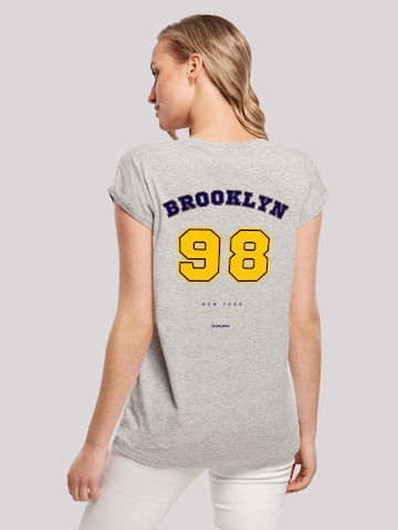 F4NT4STIC Shirt 'Brooklyn 98 NY' in Grijs: voorkant