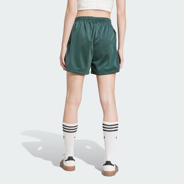 ADIDAS ORIGINALS Loosefit Sportbroek 'Firebird' in Groen