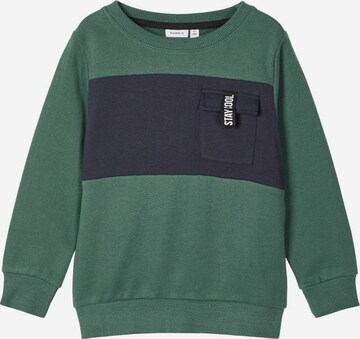 NAME IT Sweatshirt in Groen: voorkant