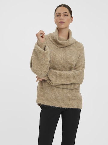 Vero Moda Curve Sweater 'JULIE LS' in Brown: front