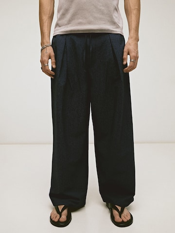 Bershka Baggy Élére vasalt nadrágok - kék: elől
