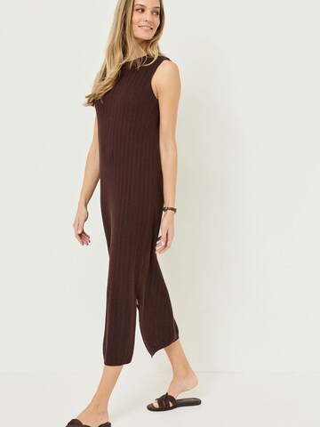 Tamaris Knit dress in Brown