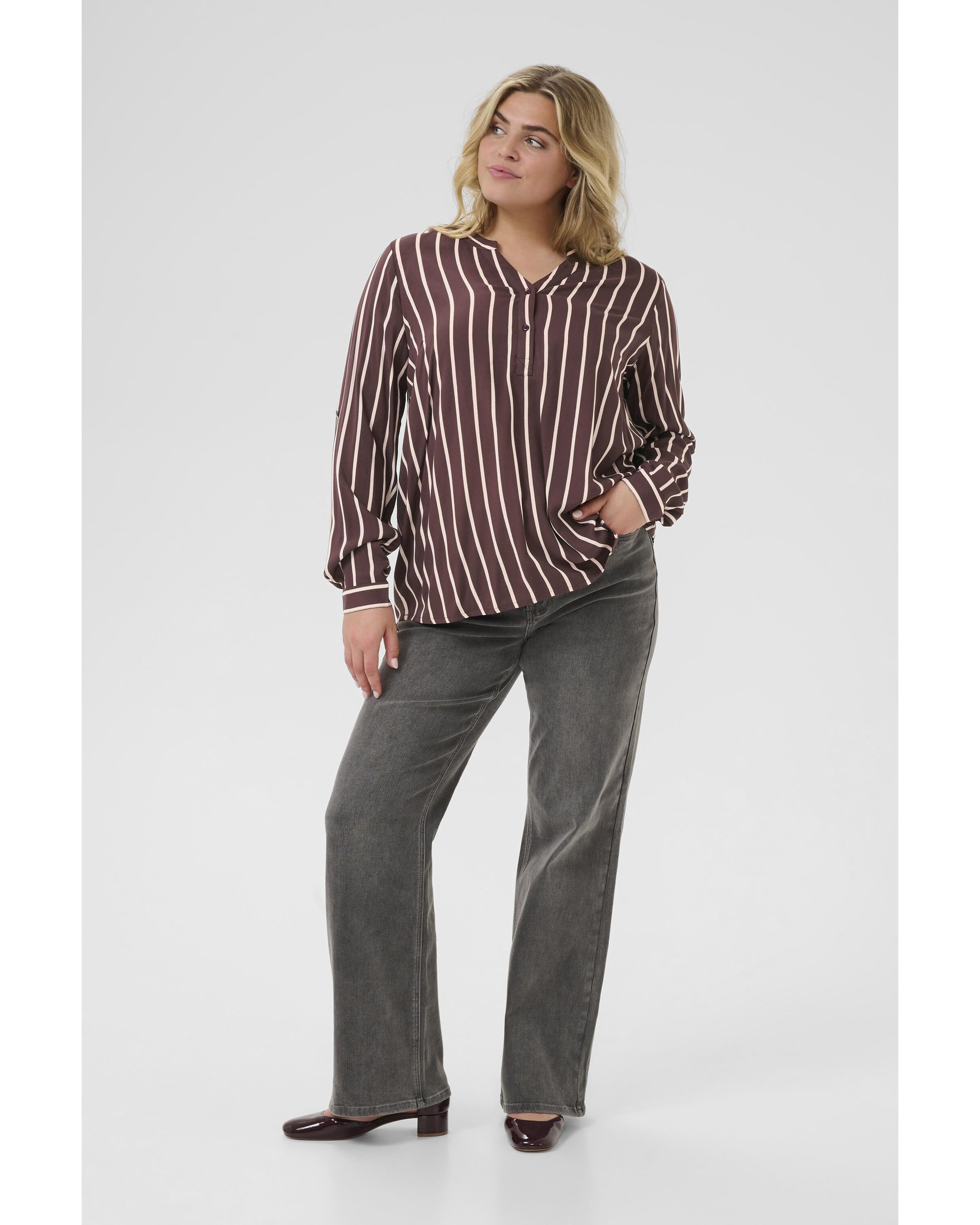 KAFFE CURVE Blouse 'KCSida' in Brown