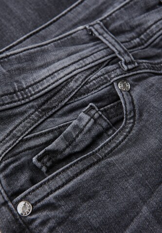 STREET ONE Regular Jeans in Grey