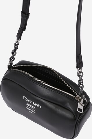 Sac à bandoulière Calvin Klein Jeans en noir