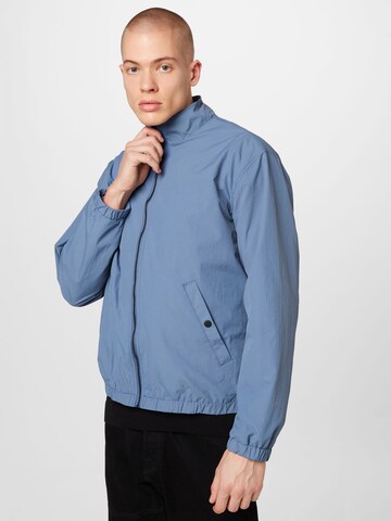 BURTON MENSWEAR LONDON Between-Season Jacket 'Harrington' in Blue: front