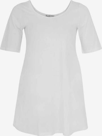 Yoek Shirt in White: front