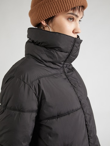Claire Zimný kabát 'Oriana' - Čierna