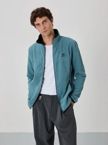 Tommy Life Fleece jacket in Blue: front