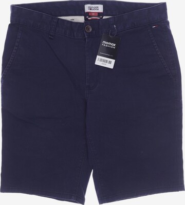 Tommy Jeans Shorts in 31 in Blue: front