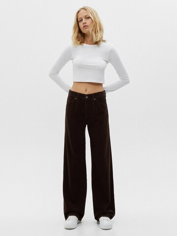 Pull&Bear Wide leg Trousers in Brown: front