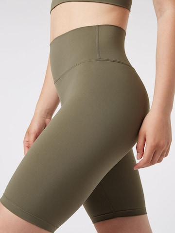 YO-GAYA Skinny Leggings‌‌‌‌‌‌ in Grün