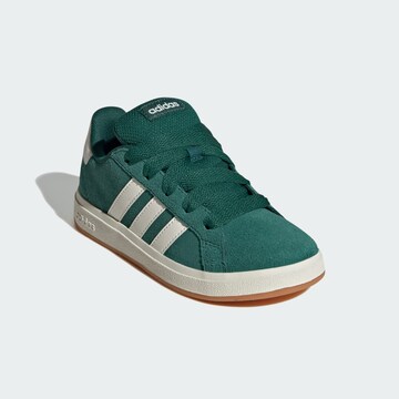 ADIDAS SPORTSWEAR Кроссовки 'Grand Court 00s' в Зеленый