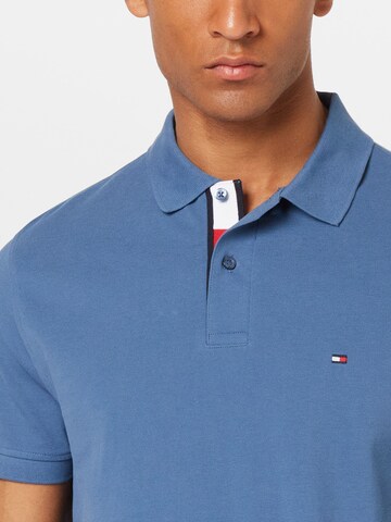 TOMMY HILFIGER Poloshirt in Blau