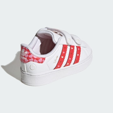 Sneaker 'Adidas Disney Superstar' di ADIDAS ORIGINALS in bianco