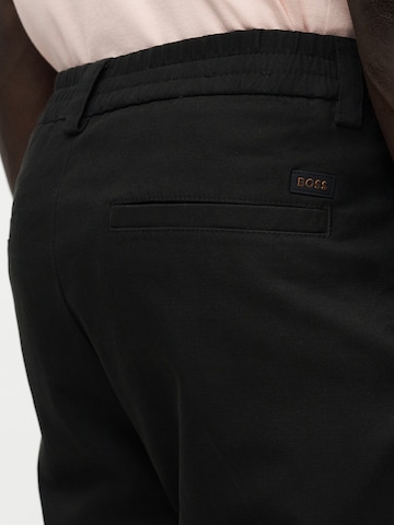 BOSS Szabványos Chino nadrág - fekete