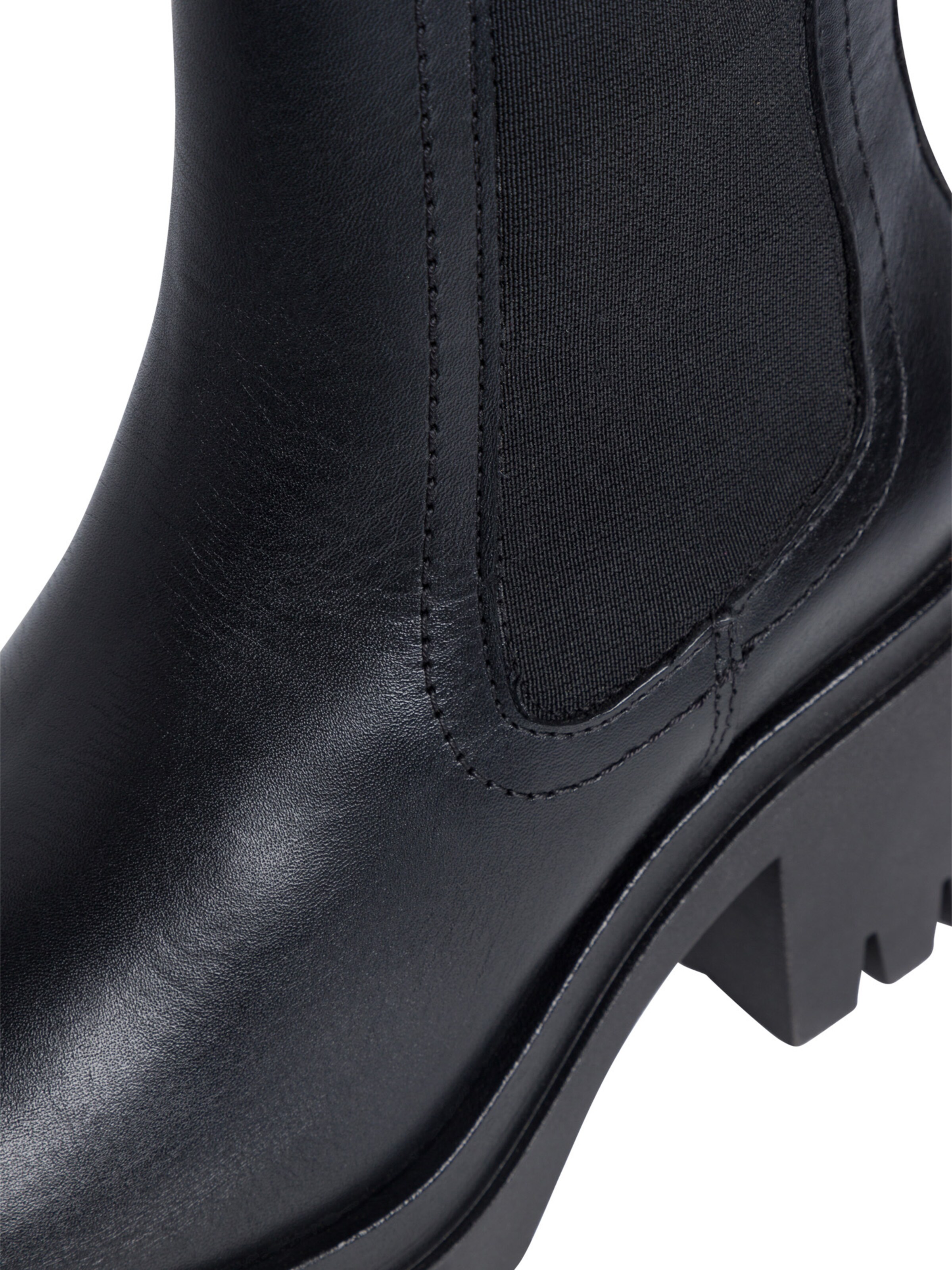 Tamaris Chelsea boots in Black