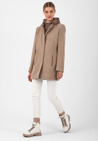 Fuchs Schmitt Between-Season Jacket in Beige