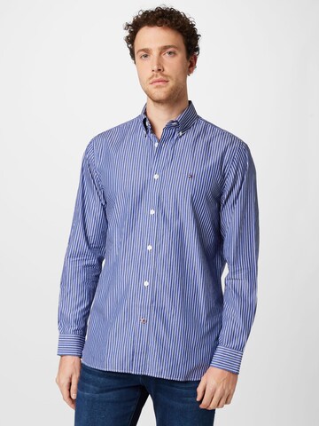 Coupe regular Chemise TOMMY HILFIGER en bleu : devant
