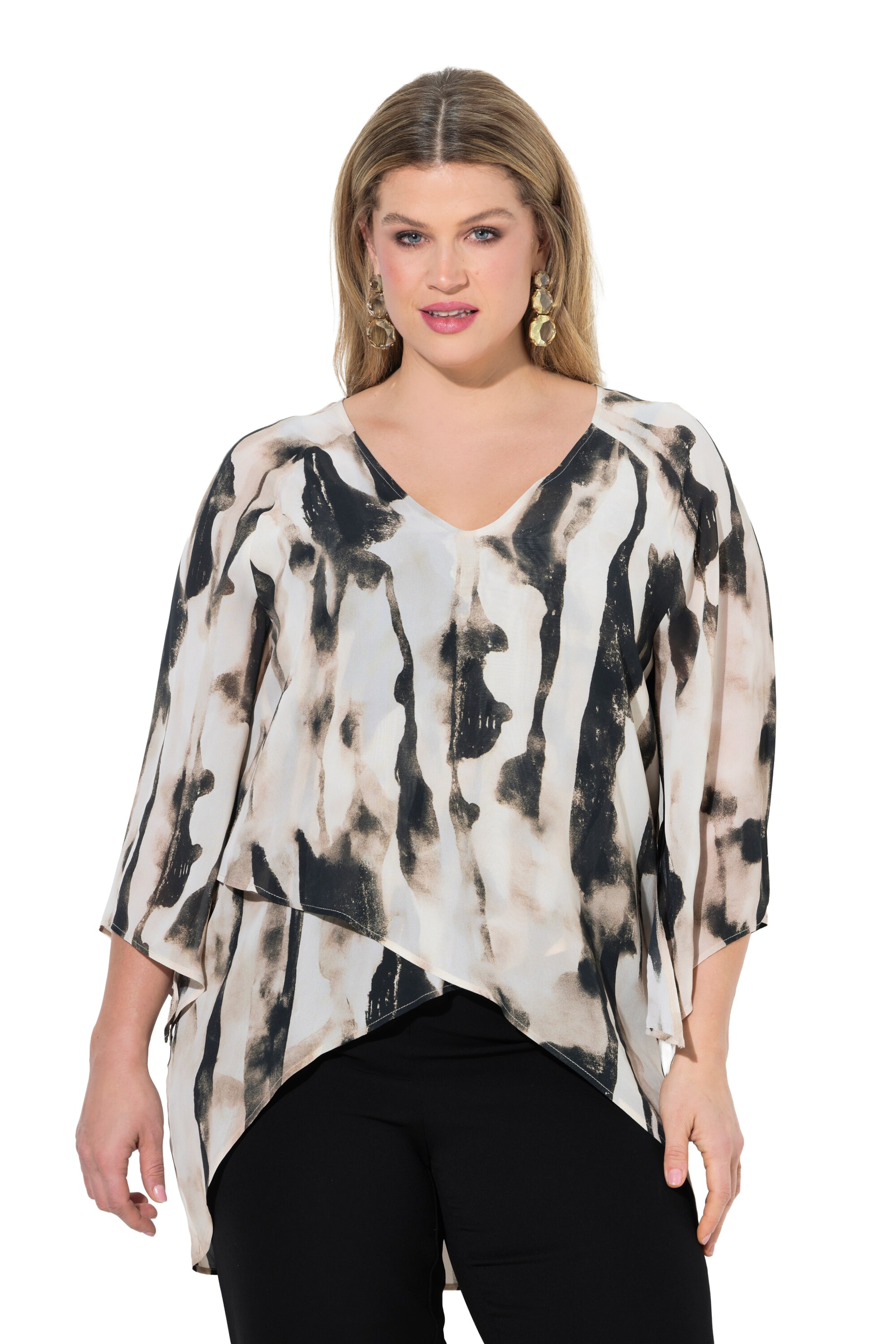 Ulla Popken Blouse in Beige: front