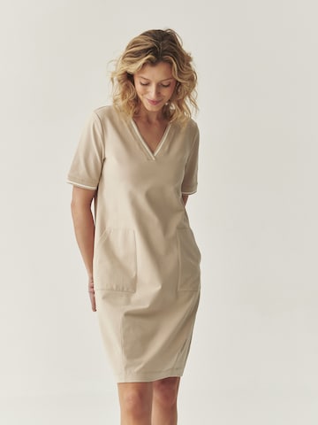 Robe TATUUM en beige : devant