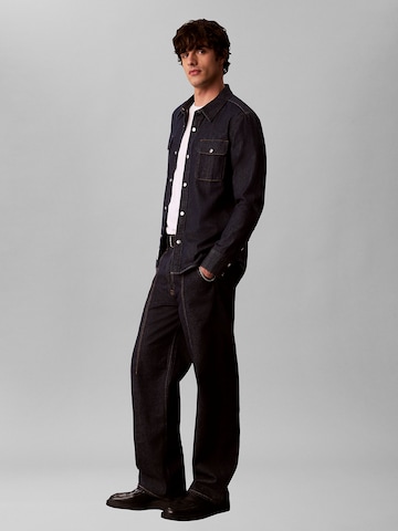 Coupe regular Chemise Calvin Klein Jeans en bleu