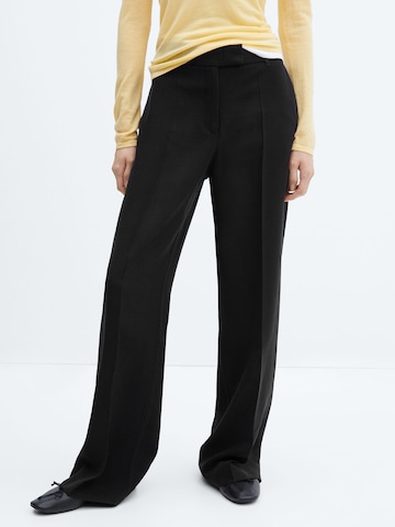 Wide Leg Pantalon à plis 'Carlos' MANGO en noir : devant