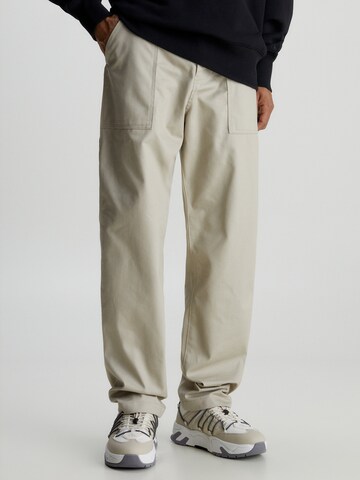 Calvin Klein Jeans Regular Broek in Beige: voorkant