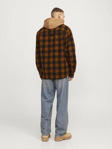 JACK & JONES Comfort fit Button Up Shirt in Brown