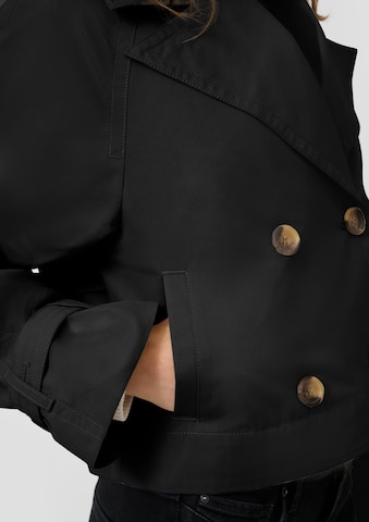 QS Between-season jacket in Black