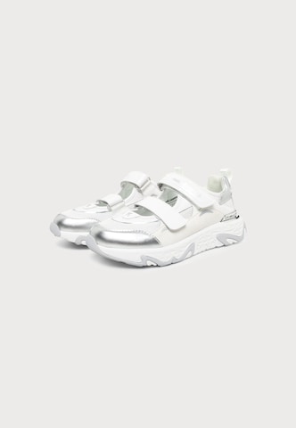 Sneaker low de la Karl Lagerfeld pe alb