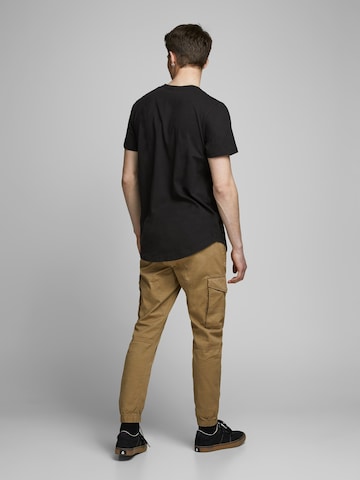 JACK & JONES جينز مضبوط قميص 'Noa' بلون أسود
