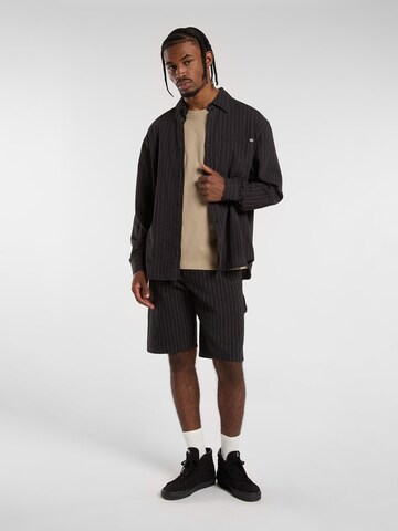 DICKIES - Comfort Fit Camisa em preto