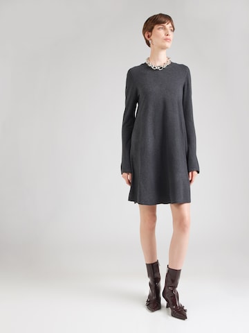 ONLY - Vestido de punto 'ONLAmalio' en gris: frente
